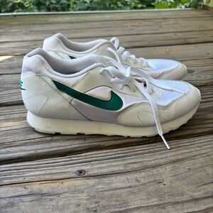 Nike Outburst OG Opal Green